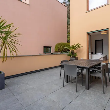 View 3br Regina 35 Carate Urio
