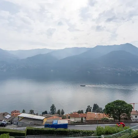 View 3br Regina 35 * Carate Urio
